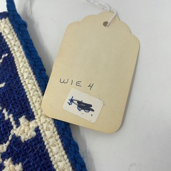 New! Handcrafted needlepoint/mixed media eyeglass case - Picture 6 of 11